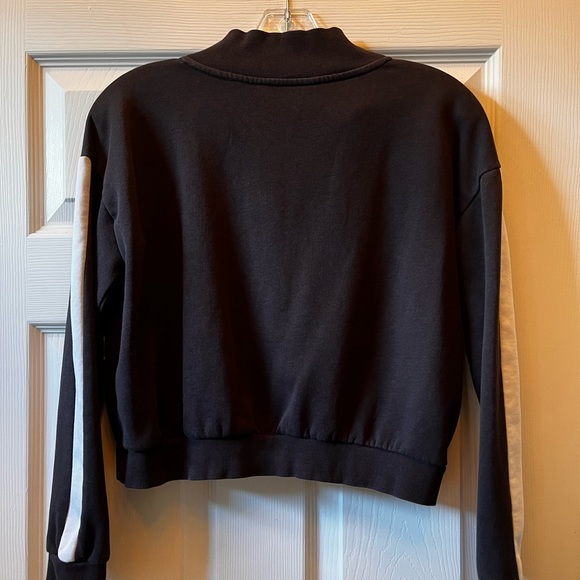 NYC 1995 CROP SWEAT SHIRT - Picture 7 of 8